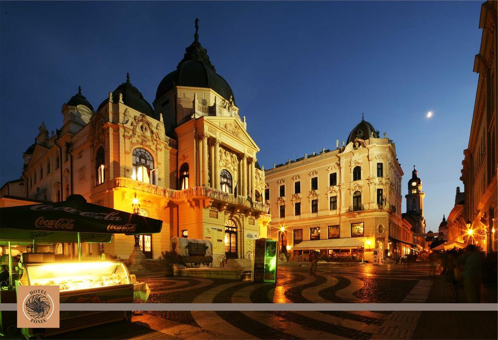 Hotel Fonix Pécs Zewnętrze zdjęcie